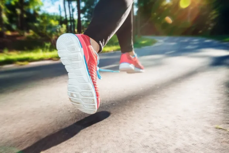 Preventing Foot Pain: 4 Common Runner’s Injuries and How to Avoid Them